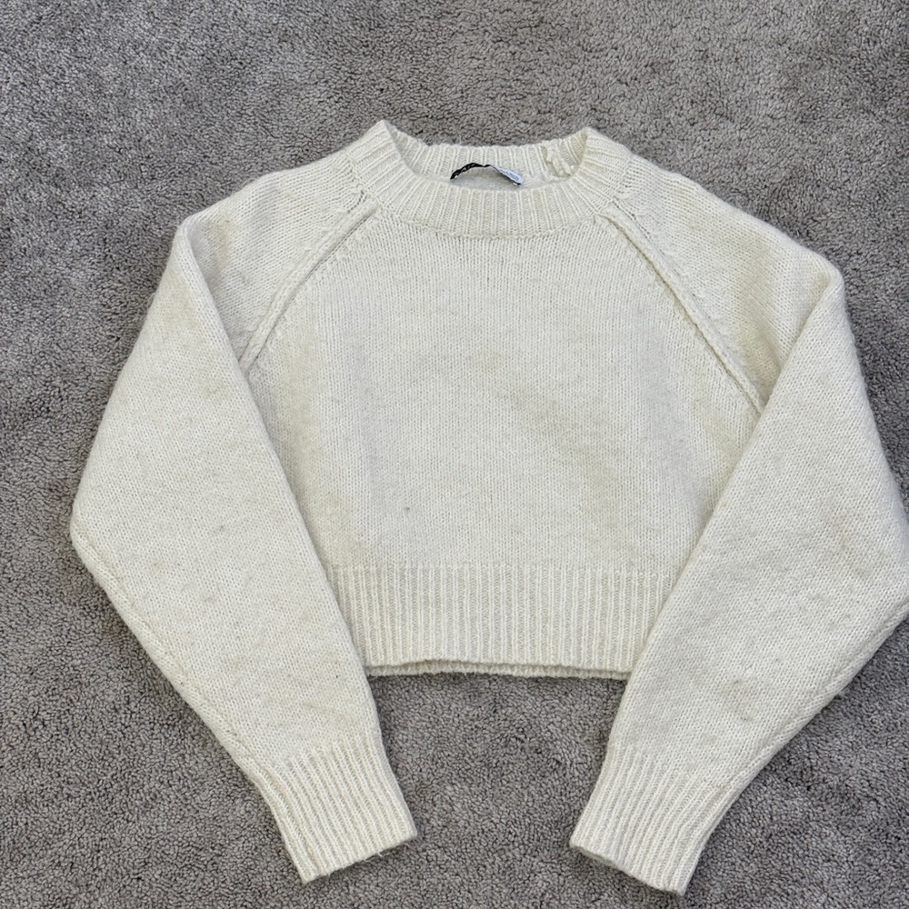 White Zara Cozy Semi Cropped Sweater